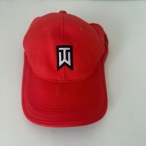 Nike Dri-Fit Tiger Woods Collection Golf Hat Cap Red Adjustable Hook & Loop